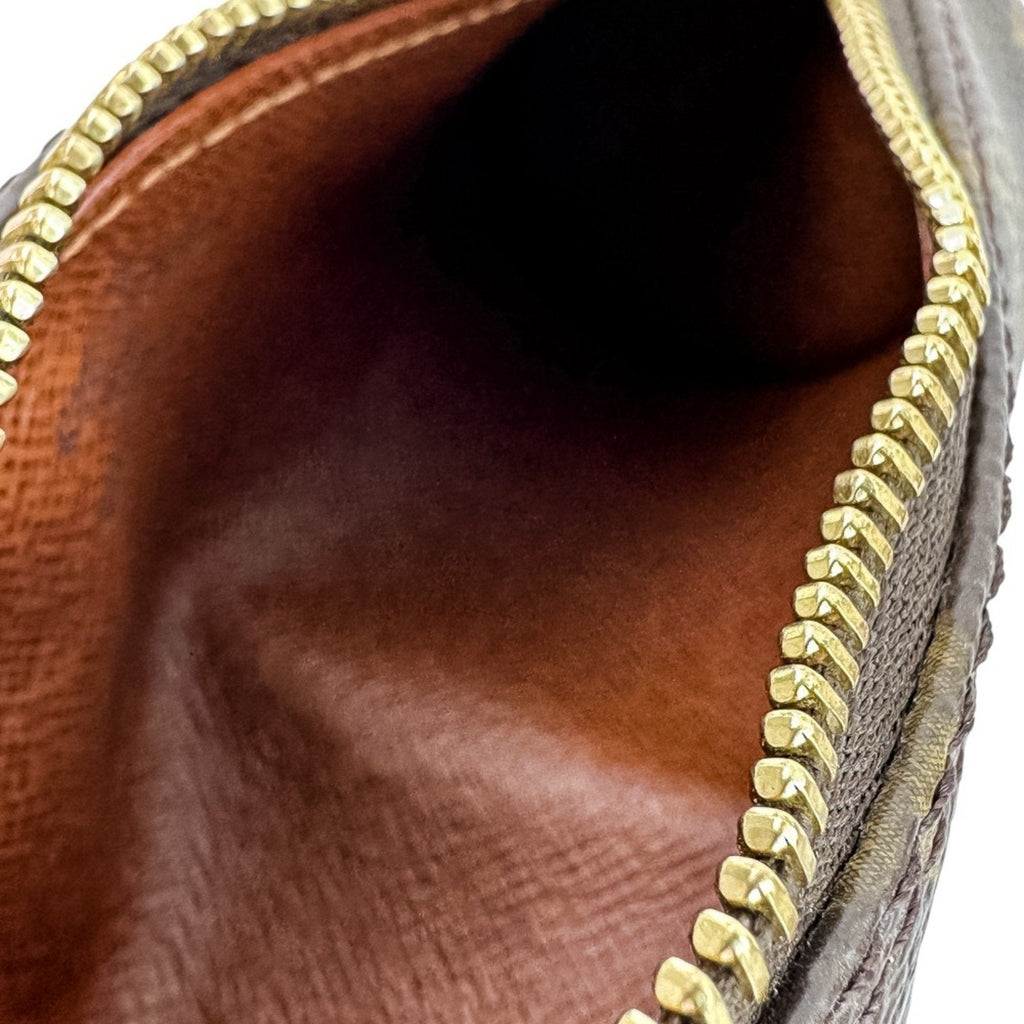 Louis Vuitton Brown Monogram Monogram Handbag Pouch (Pre-Owned)