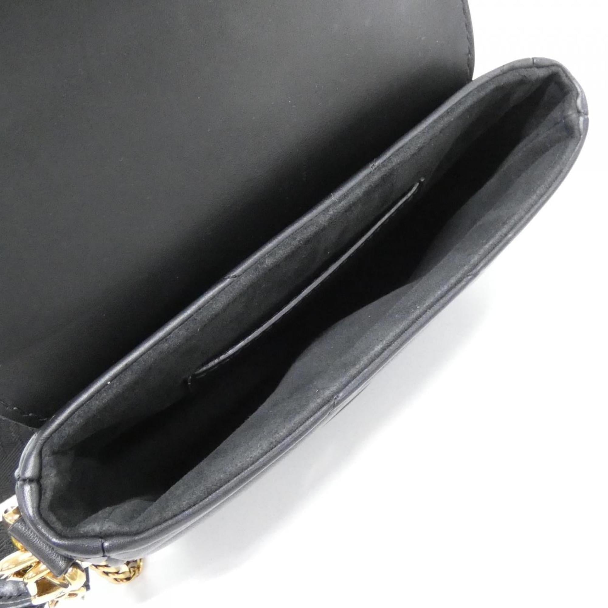 Louis Vuitton Black Leather Pochette Shoulder Bag (Pre-Owned)