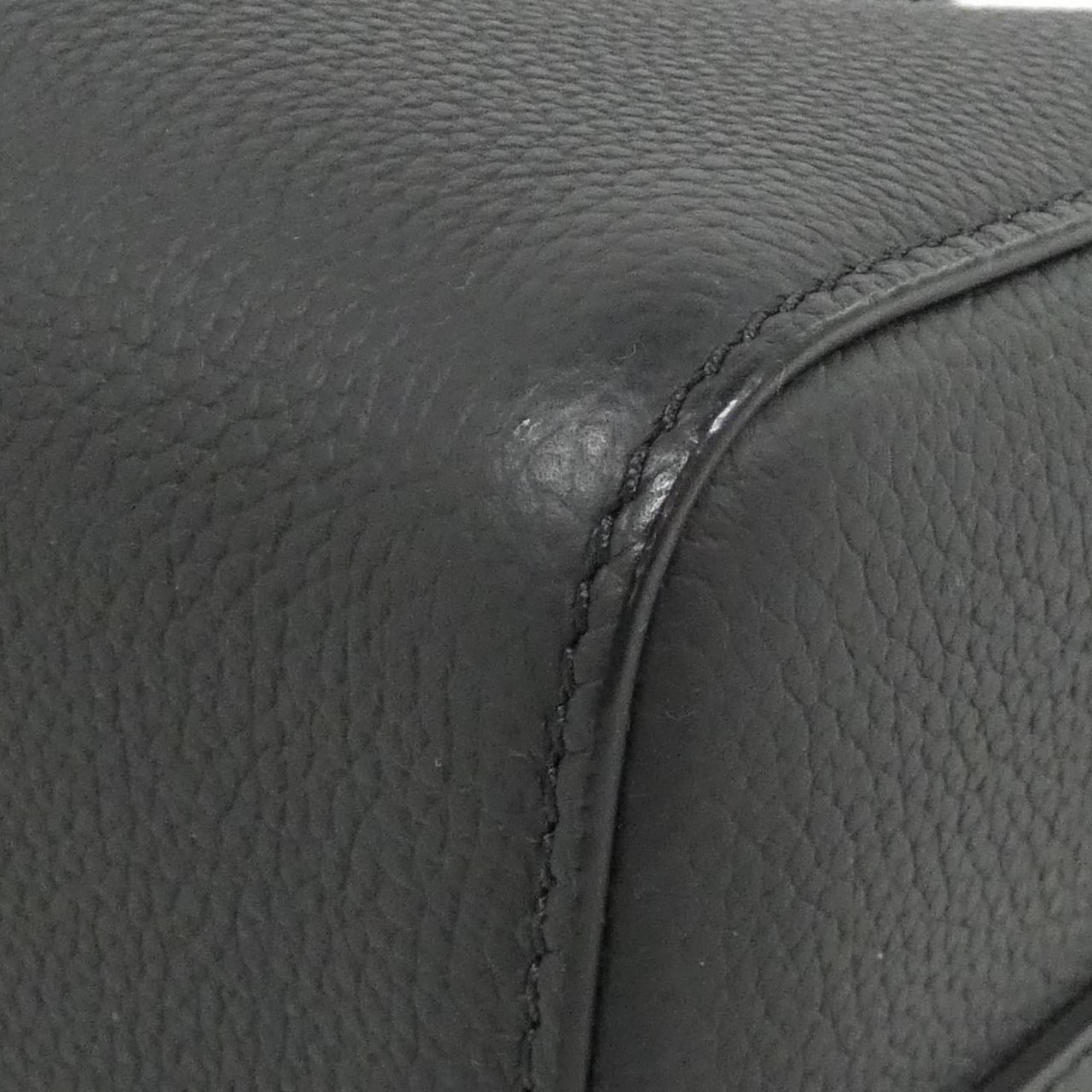 Louis Vuitton Black Leather Shoulder Bag (Pre-Owned)