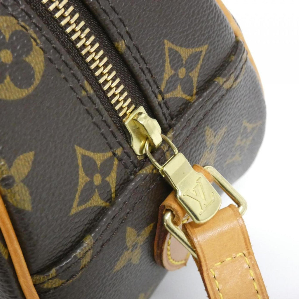 Louis Vuitton Brown Coated Canvas Shoulder Bag (Pre-Owned)