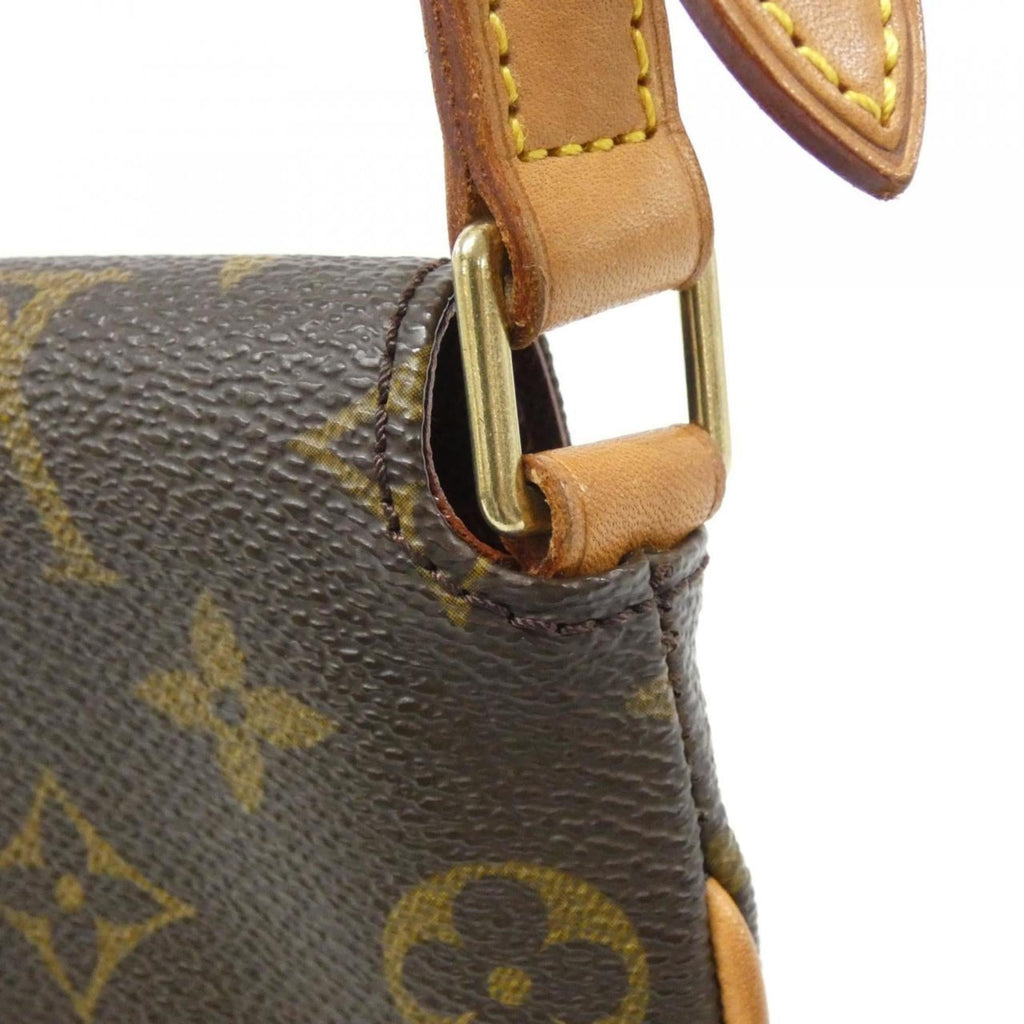 Louis Vuitton Marron Coated Canvas Shoulder Bag (Pre-Owned)