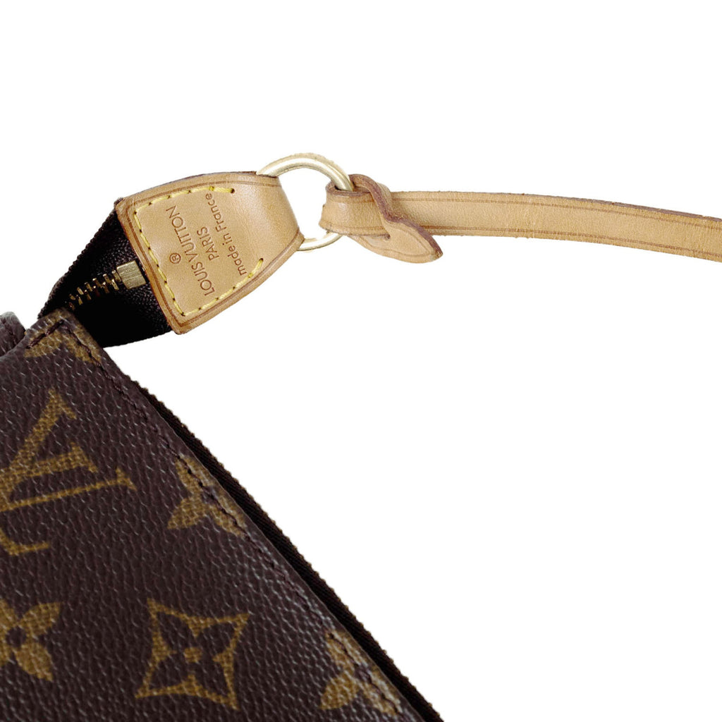 Louis Vuitton Monogram Monogram Pochette Pouch (Pre-Owned)