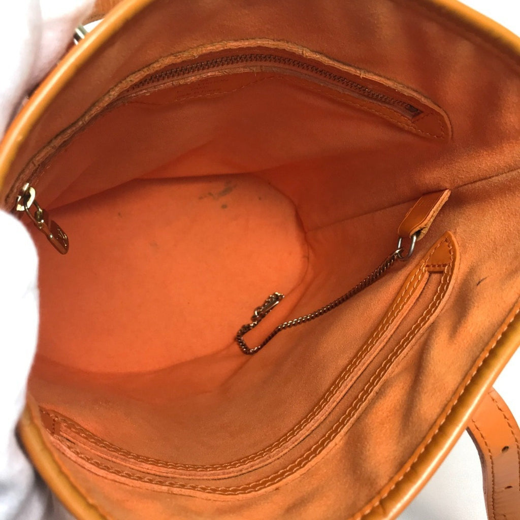 Louis Vuitton Epi Orange Epi Leather Handbag Shoulder Bag Tote Bag (Pre-Owned)
