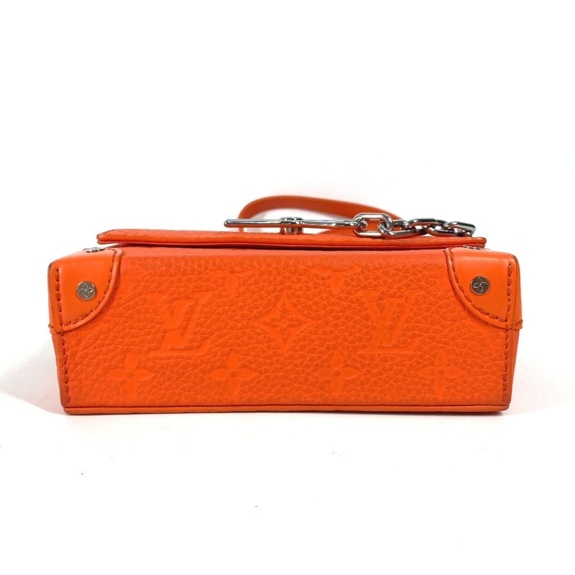 Louis Vuitton Orange Leather Pochette Shoulder Bag (Pre-Owned)