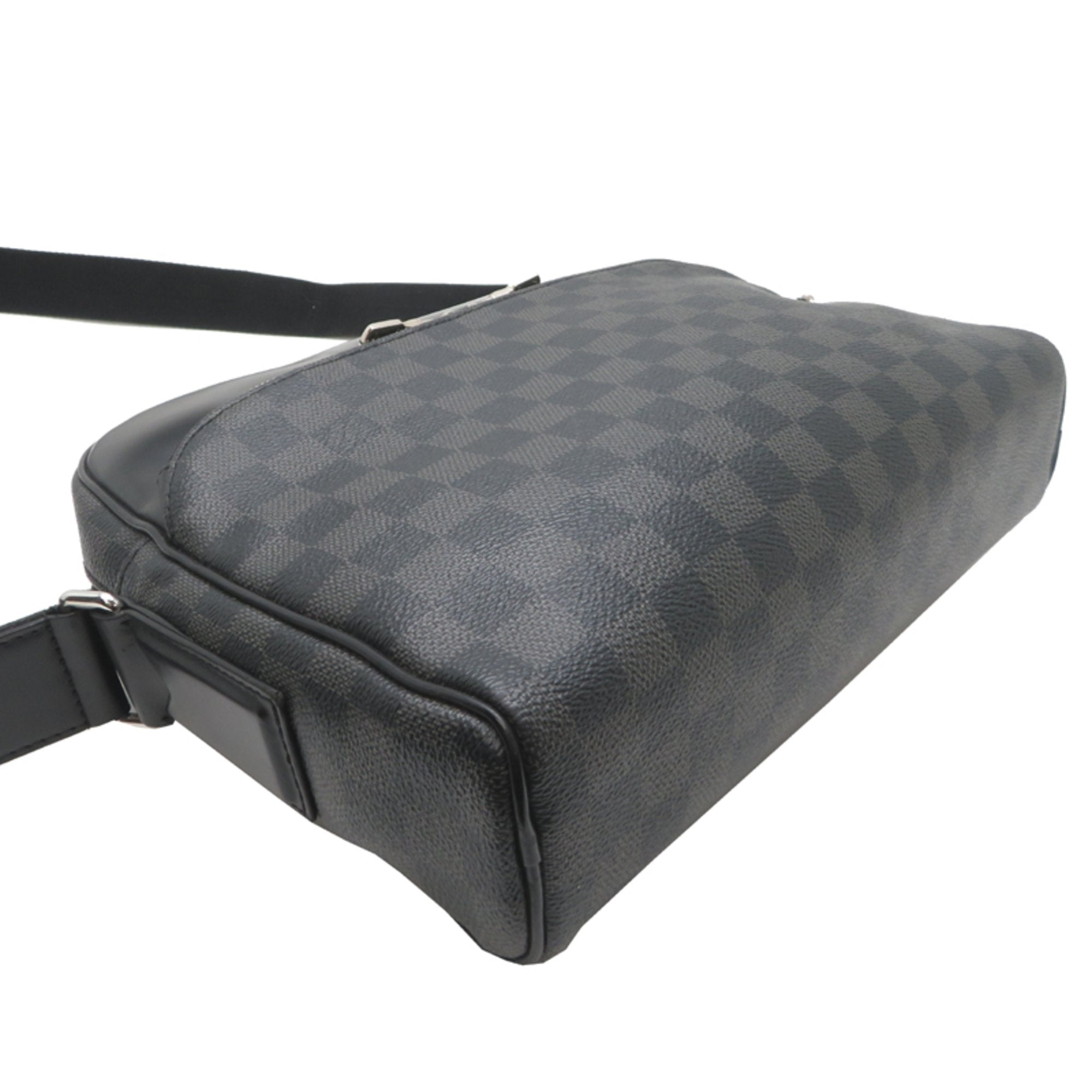 Louis Vuitton Black Damier Graphite Shoulder Bag (Pre-Owned)