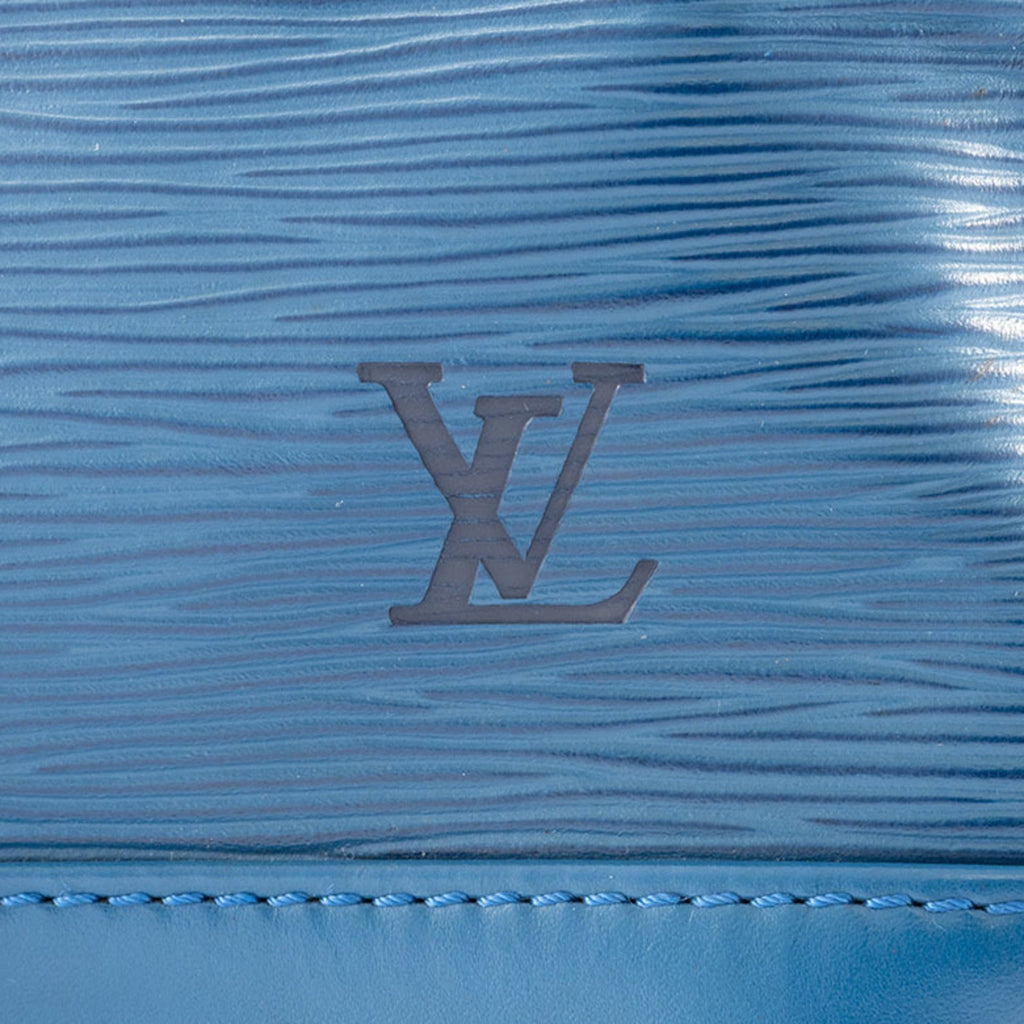 Louis Vuitton Toledo Blue Epi Leather Shoulder Bag (Pre-Owned)