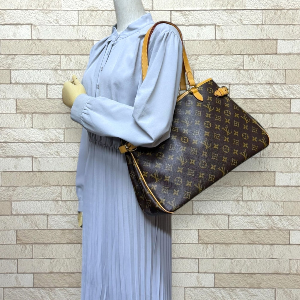 Louis Vuitton Brown Monogram Canvas Tote Bag (Pre-Owned)