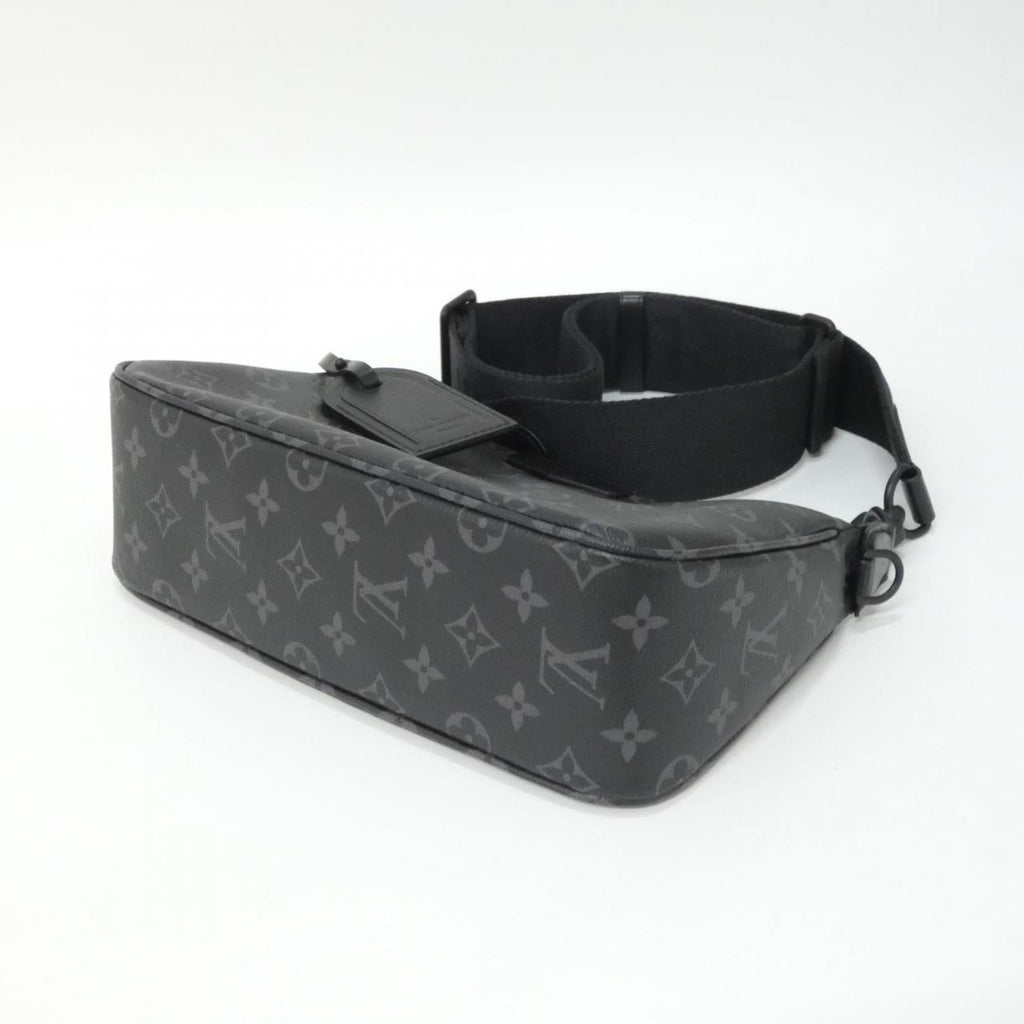 Louis Vuitton Black Coated Canvas Pochette Shoulder Bag (Pre-Owned)