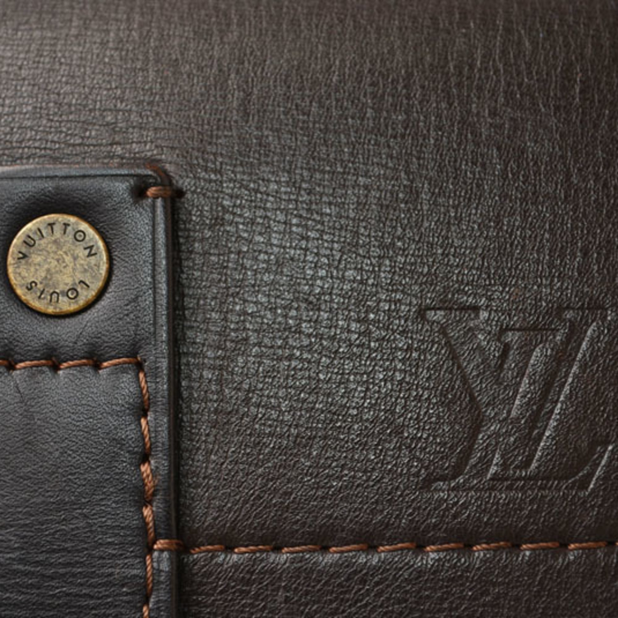 Louis Vuitton Coffee Leather Shoulder Bag (Pre-Owned)