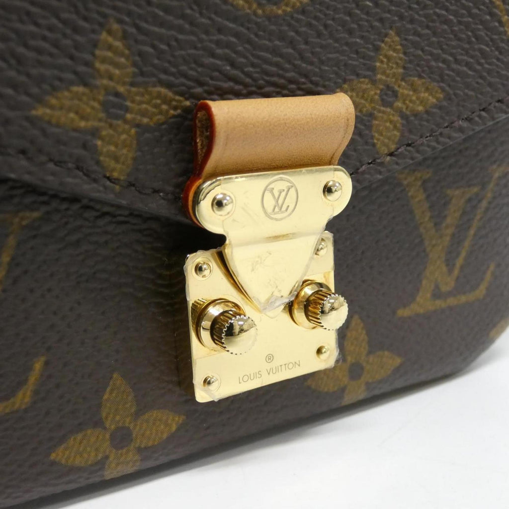 Louis Vuitton Marron Coated Canvas Shoulder Bag (Pre-Owned)