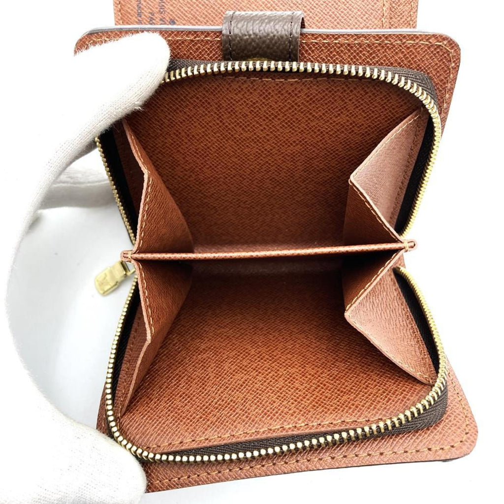 Louis Vuitton Monogram Brown Monogram Monogram Wallet (Bi-Fold) (Pre-Owned)
