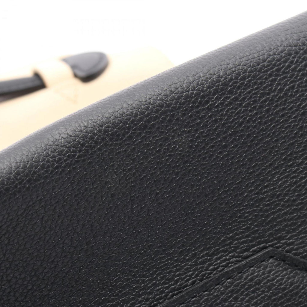 Louis Vuitton Black Ivory Leather Handbag (Pre-Owned)
