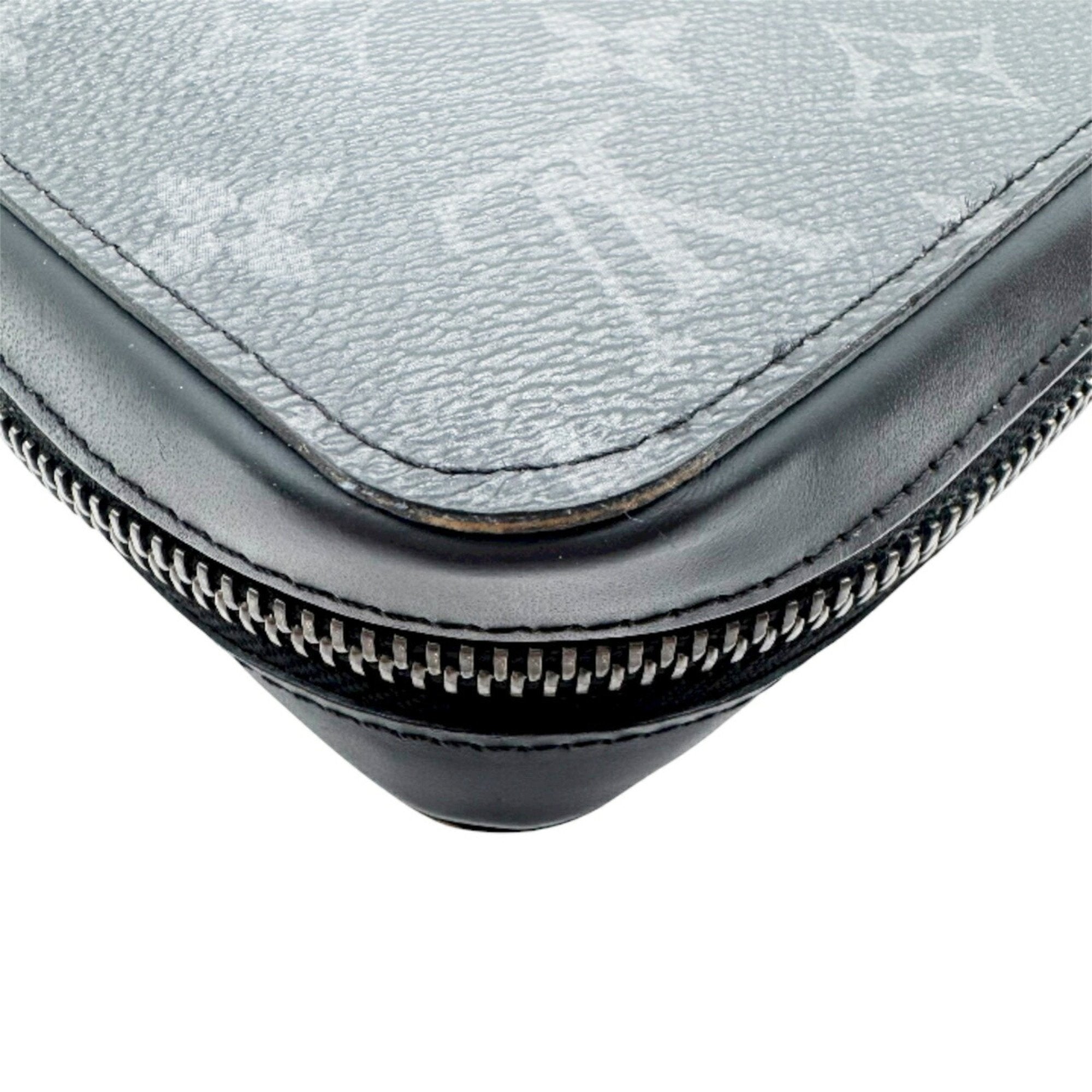 Louis Vuitton Black Gray Monogram Eclipse Monogram Eclipse Long Wallet (Bi-Fold) (Pre-Owned)