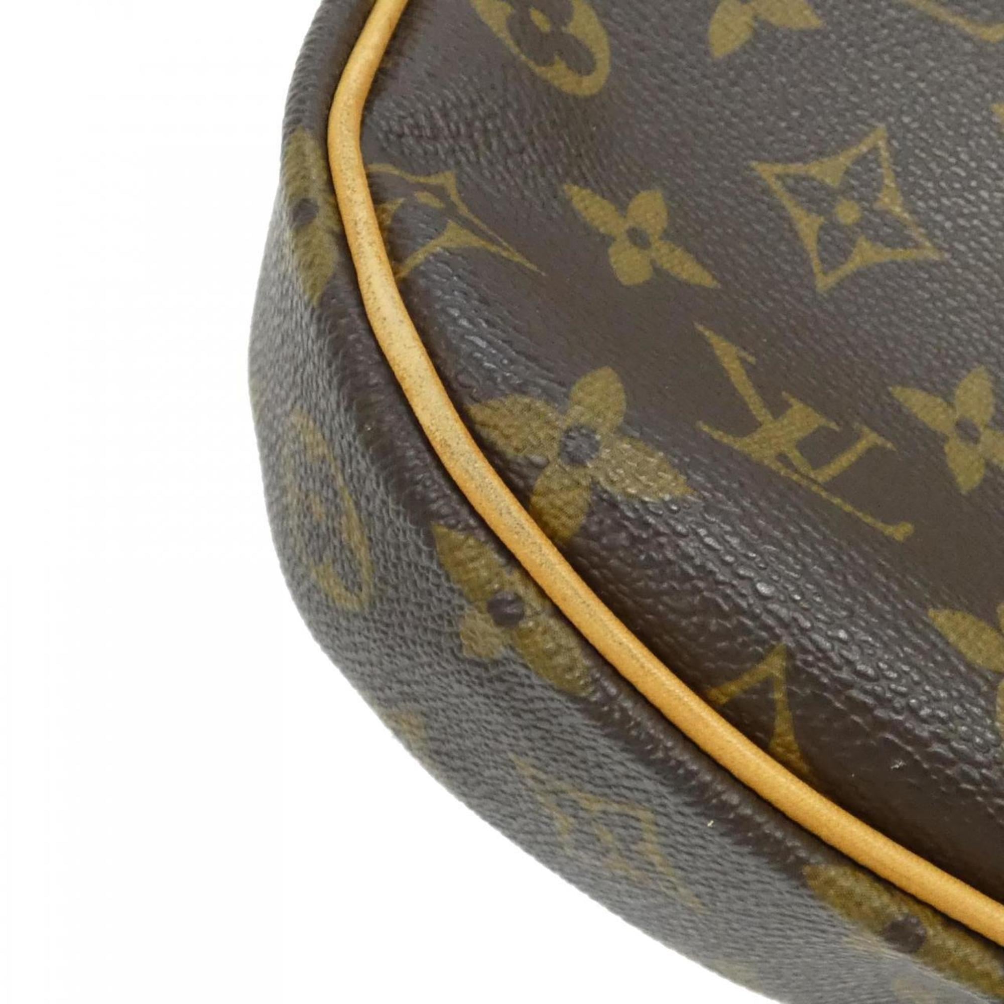 Louis Vuitton Marron Coated Canvas Shoulder Bag (Pre-Owned)