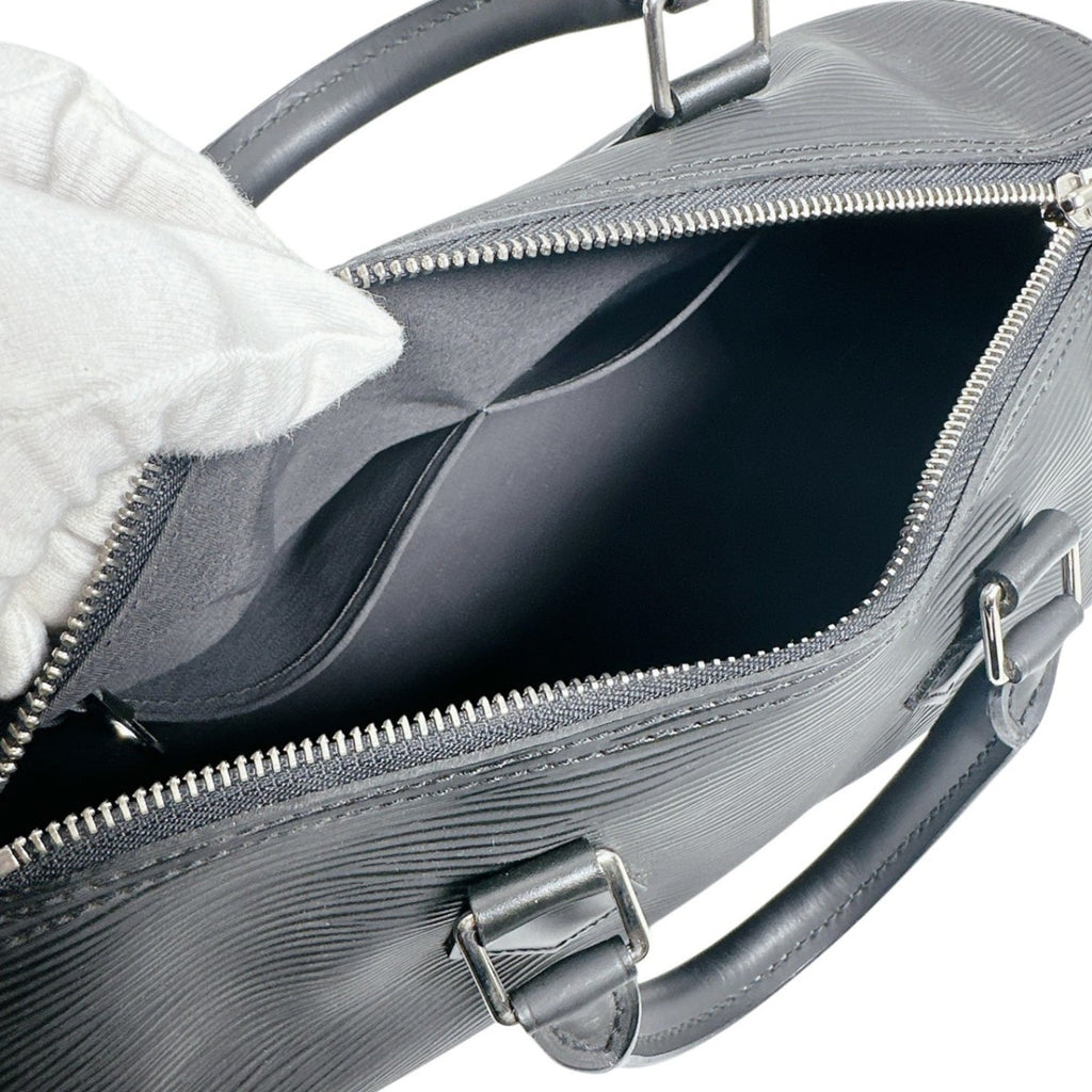 Louis Vuitton Black Epi Leather Handbag (Pre-Owned)