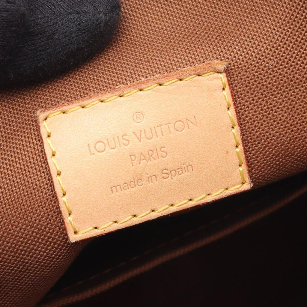 Louis Vuitton Brown Coated Canvas Leather Shoulder Bag (Pre-Owned)