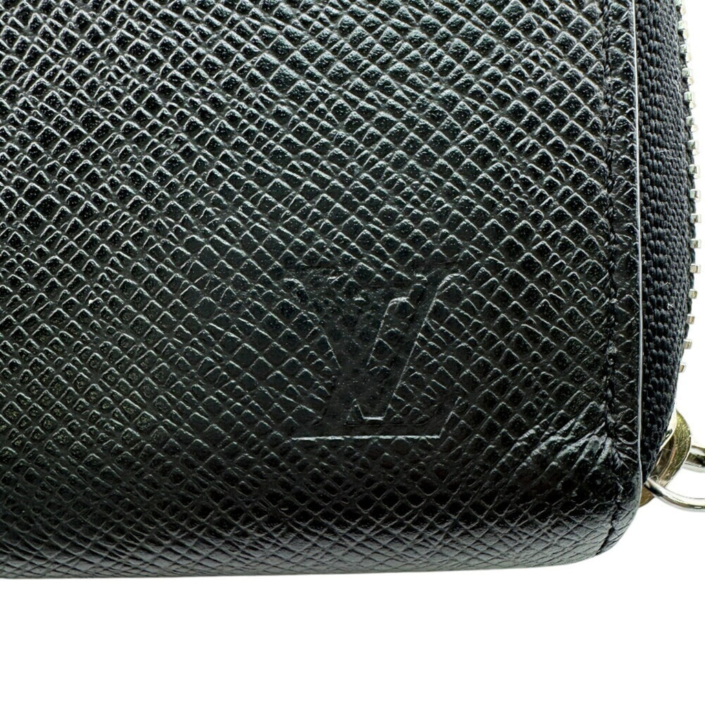 Louis Vuitton Black Leather Long Wallet (Bi-Fold) (Pre-Owned)