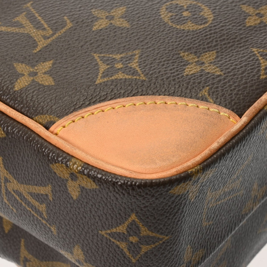 Louis Vuitton Brown Monogram Monogram Shoulder Bag (Pre-Owned)