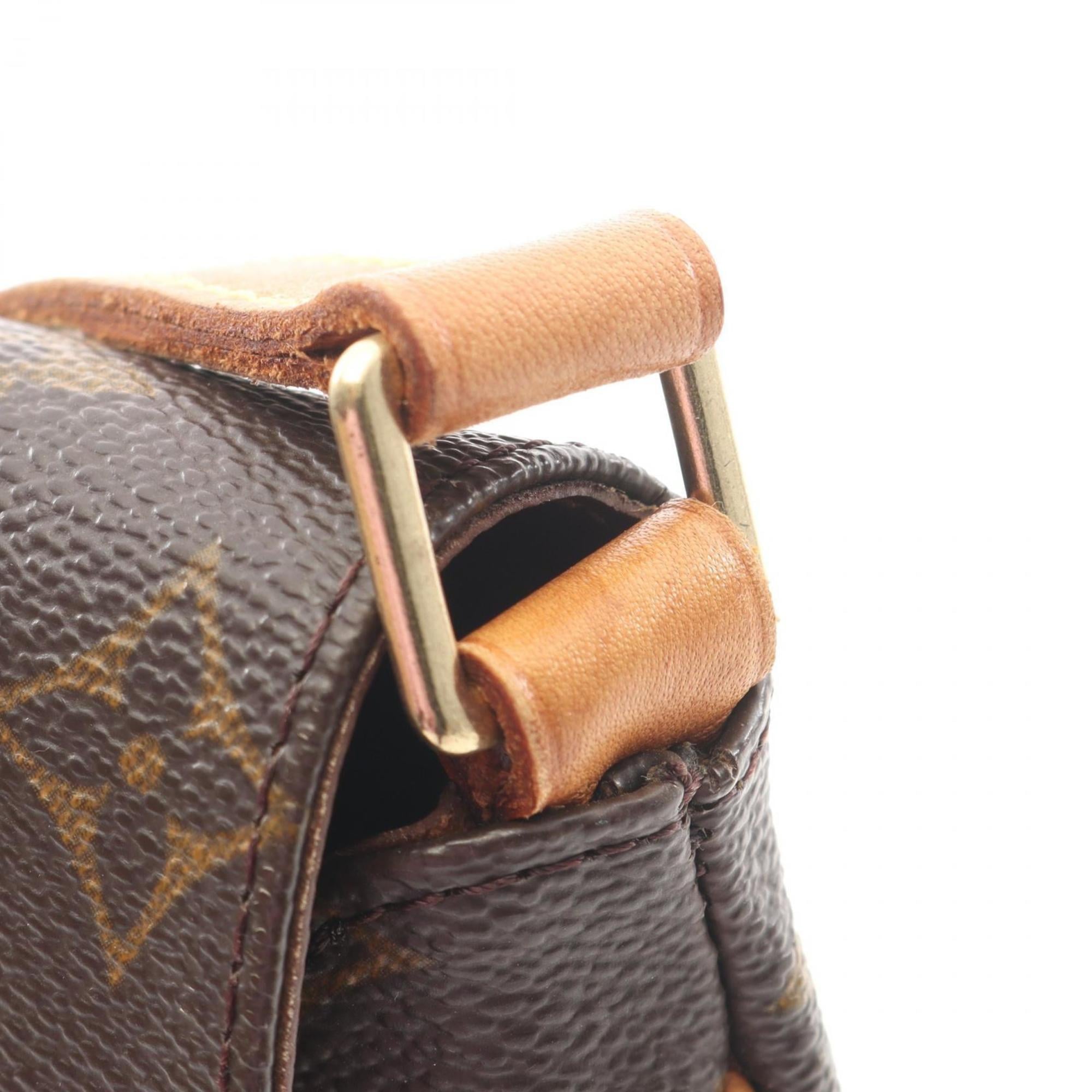 Louis Vuitton Brown Coated Canvas Leather Shoulder Bag (Pre-Owned)