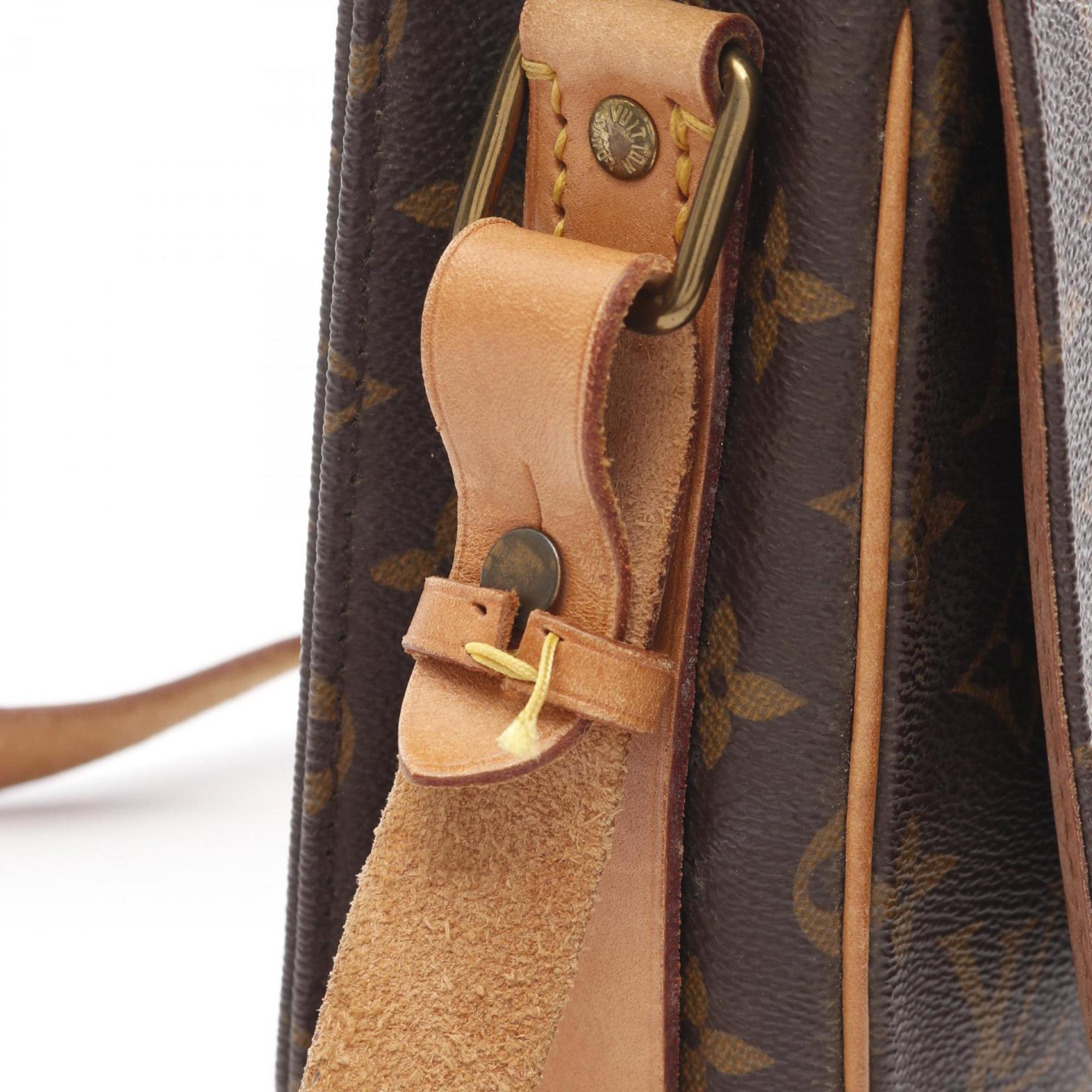 Louis Vuitton Brown Monogram Monogram Shoulder Bag (Pre-Owned)