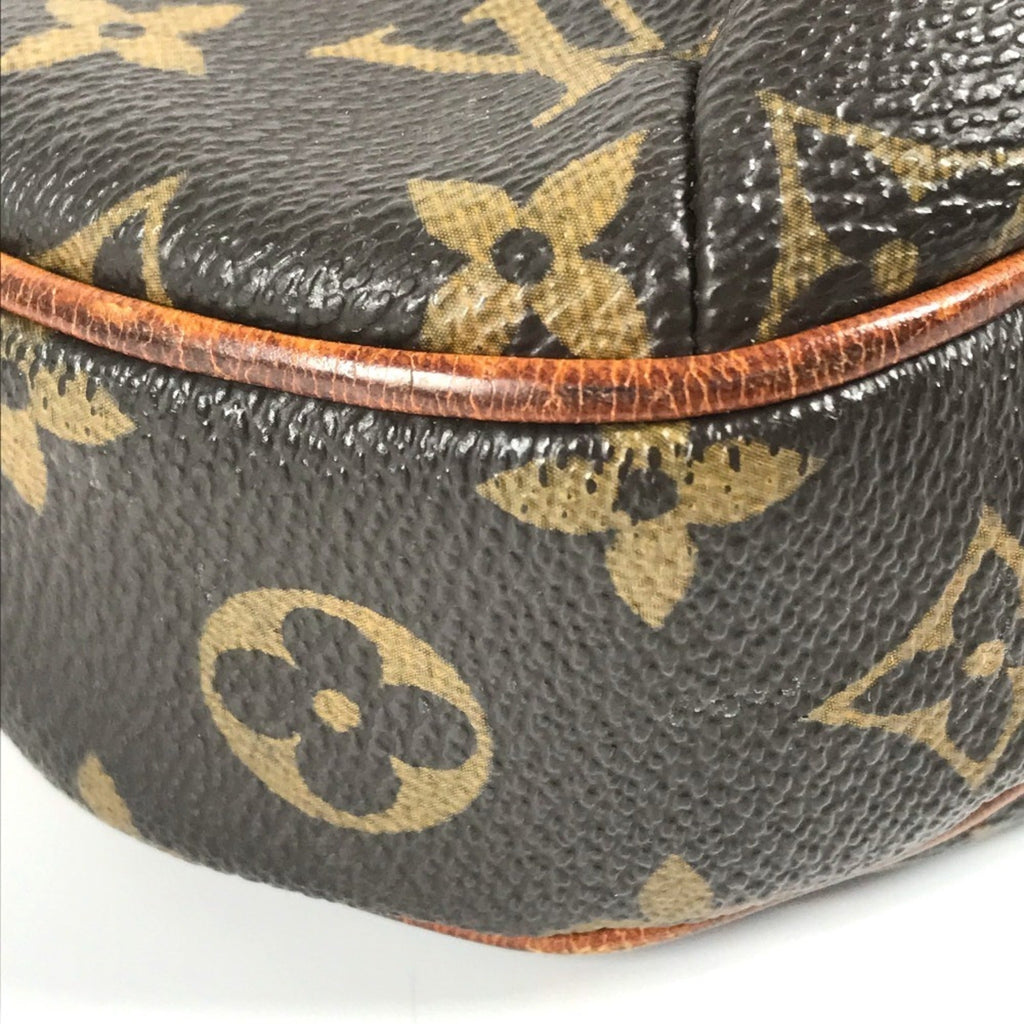 Louis Vuitton Brown Monogram Monogram Pochette Shoulder Bag (Pre-Owned)