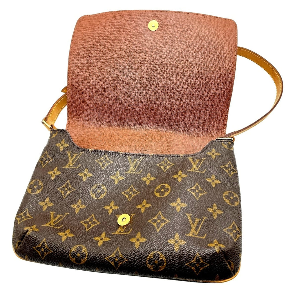 Louis Vuitton Brown Monogram Canvas Shoulder Bag (Pre-Owned)