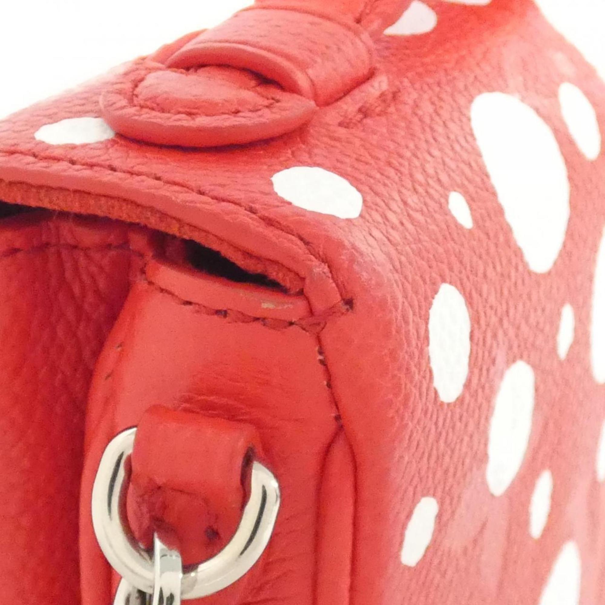 Louis Vuitton Rouge Leather Shoulder Bag (Pre-Owned)