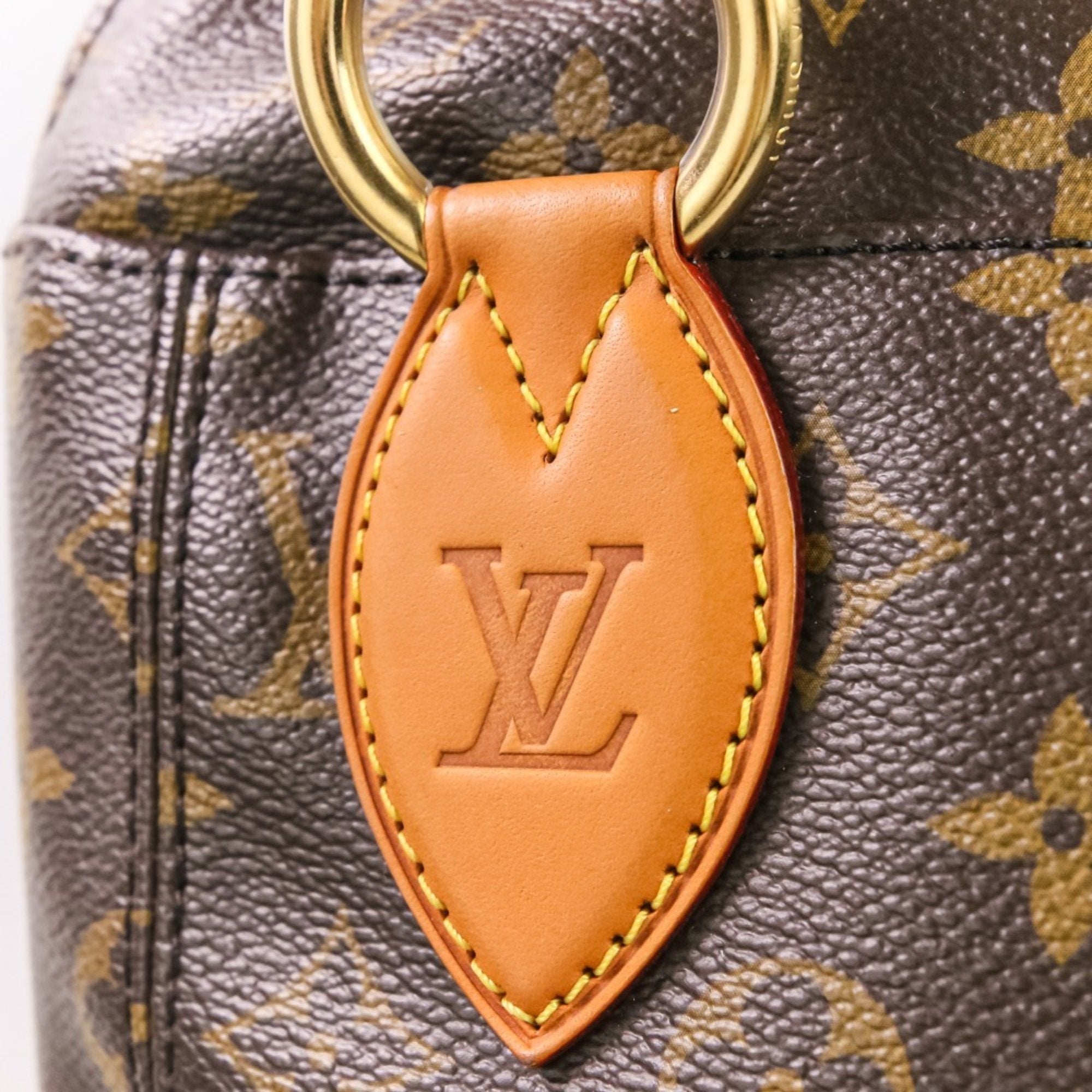 Louis Vuitton Brown Monogram Monogram Shoulder Bag (Pre-Owned)