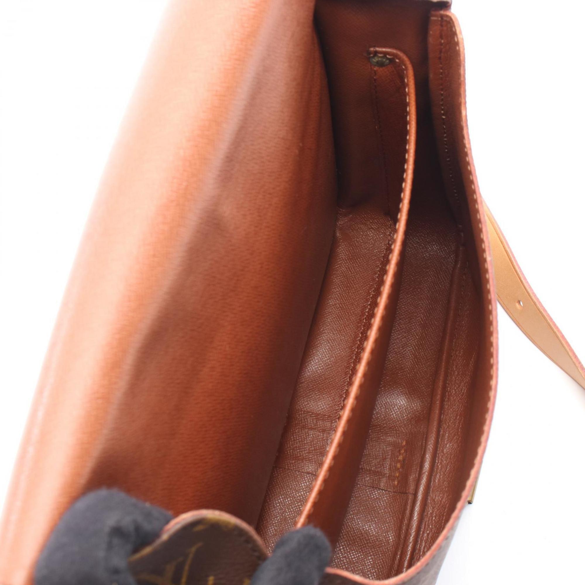 Louis Vuitton Brown Monogram Monogram Shoulder Bag (Pre-Owned)