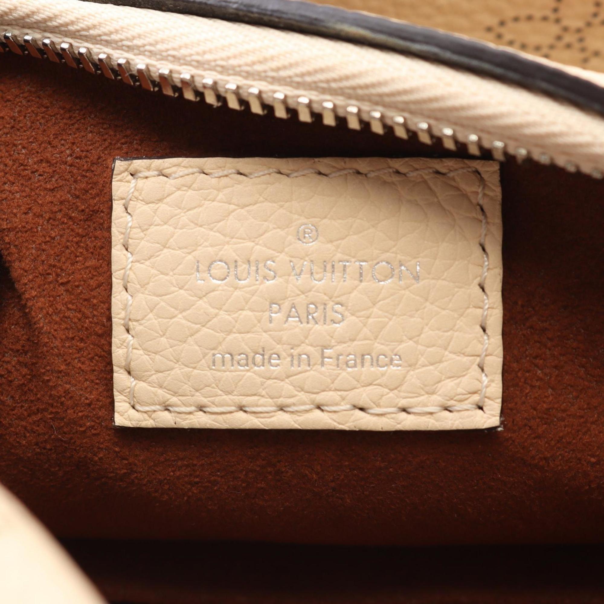 Louis Vuitton Beige Cream Mahina Leather Handbag (Pre-Owned)