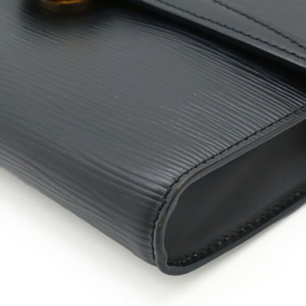Louis Vuitton Black Noir Epi Leather Clutch Bag Pochette Shoulder Bag (Pre-Owned)