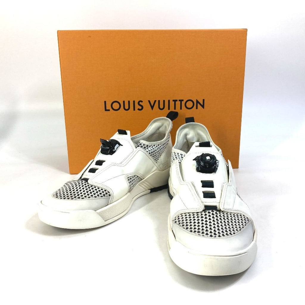Louis Vuitton Black White Sneakers (Pre-Owned)