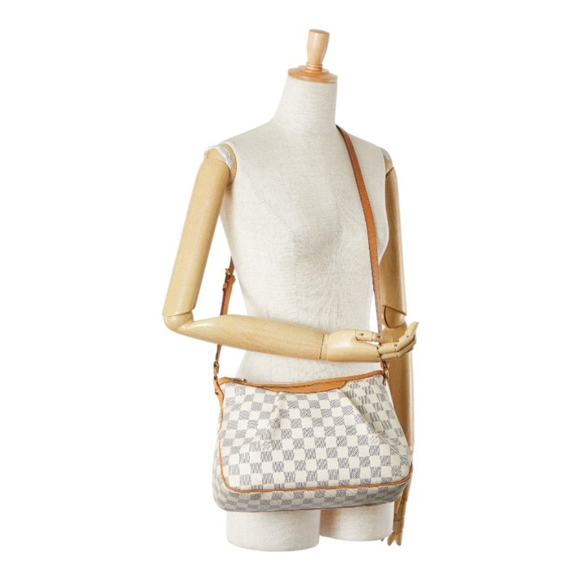 Louis Vuitton White Pvc Leather Shoulder Bag (Pre-Owned)