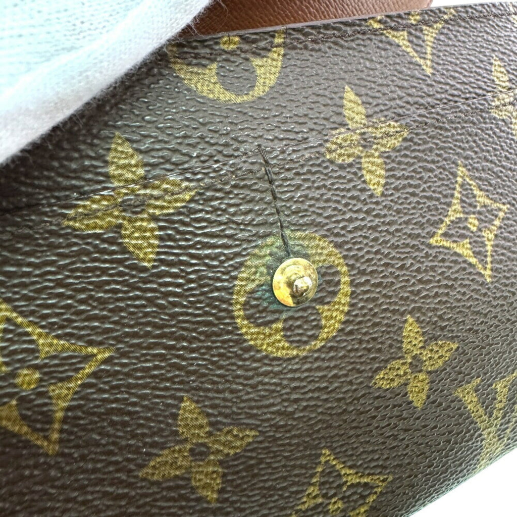 Louis Vuitton Brown Leather Wallet (Tri-Fold) (Pre-Owned)