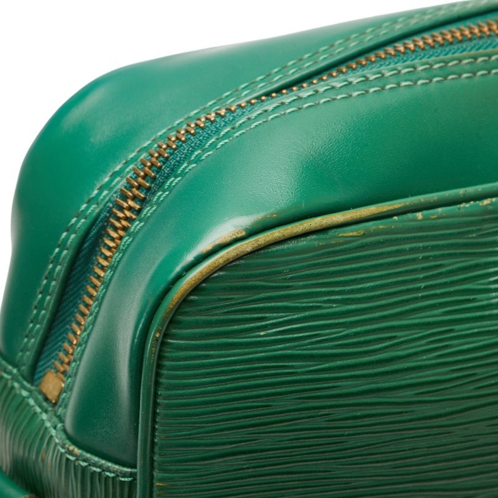 Louis Vuitton Borneo Green Leather Shoulder Bag (Pre-Owned)
