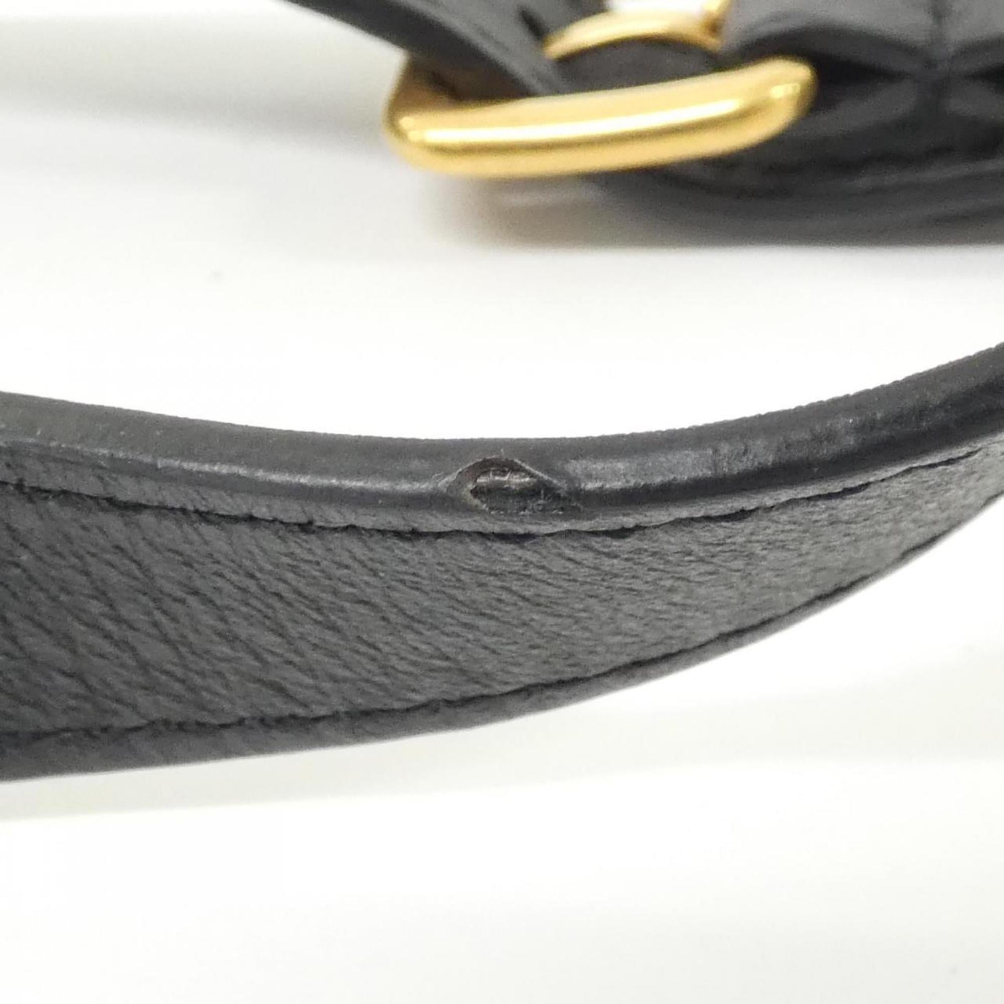 Louis Vuitton Black Leather Shoulder Bag (Pre-Owned)