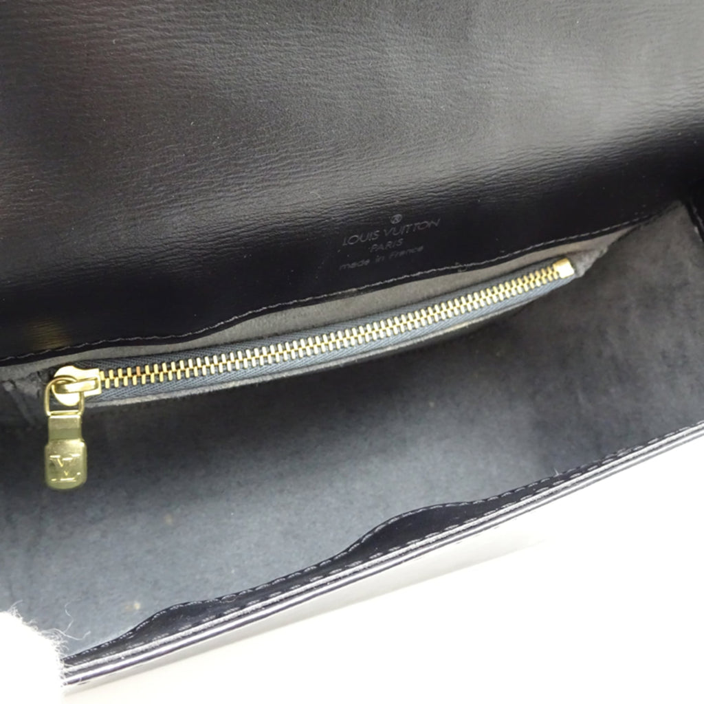 Louis Vuitton Black Noir Epi Leather Shoulder Bag (Pre-Owned)