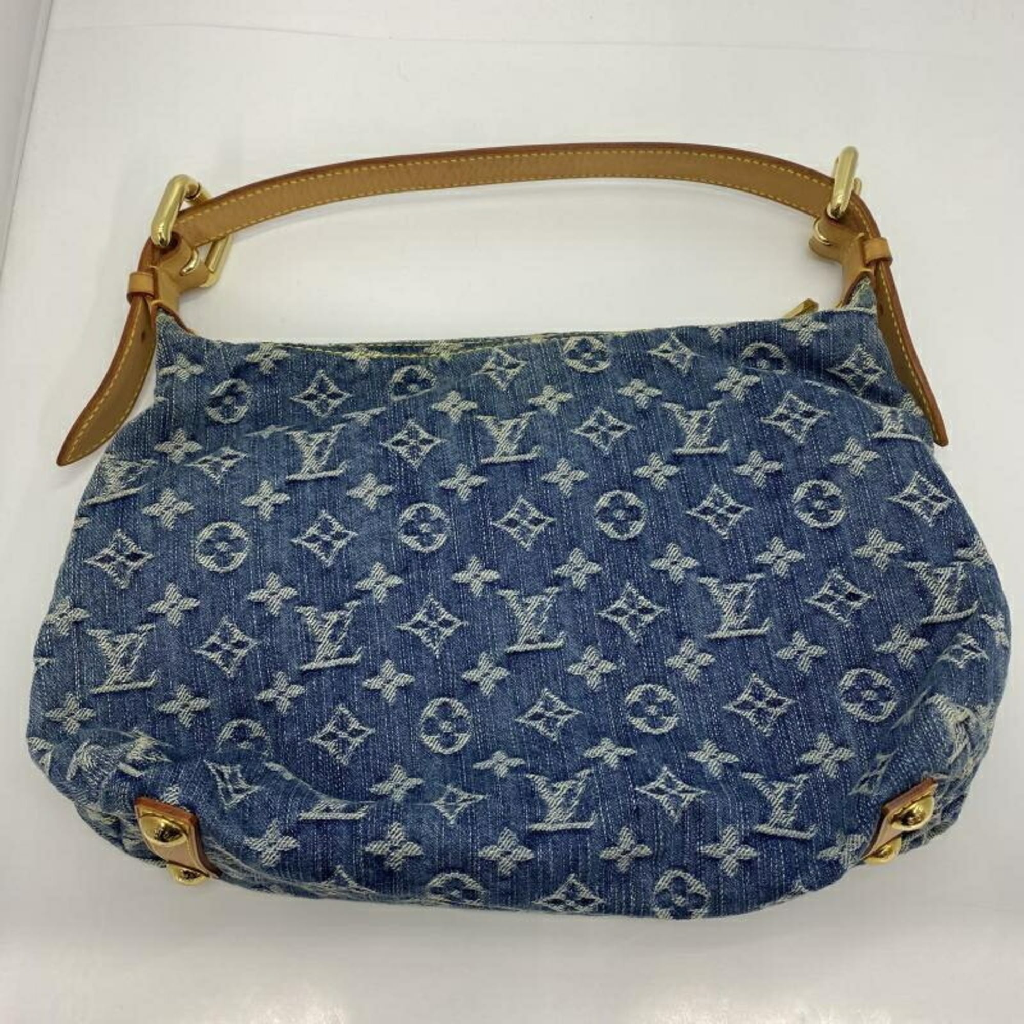 Louis Vuitton Blue Denim Shoulder Bag (Pre-Owned)