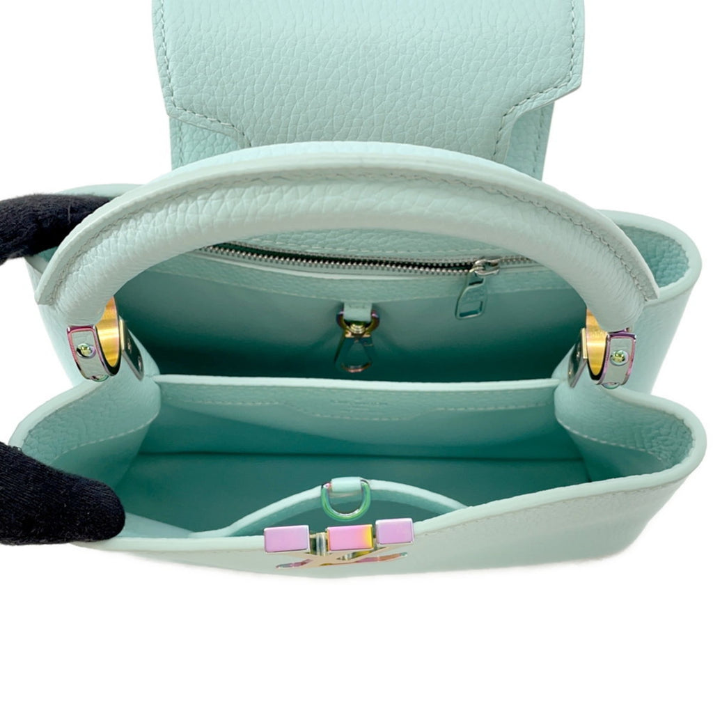 Louis Vuitton Light Blue Leather Handbag Shoulder Bag (Pre-Owned)