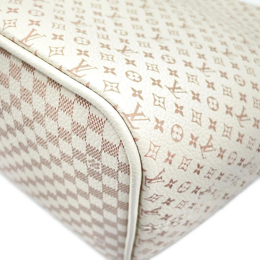 Louis Vuitton Dune Leather Handbag (Pre-Owned)