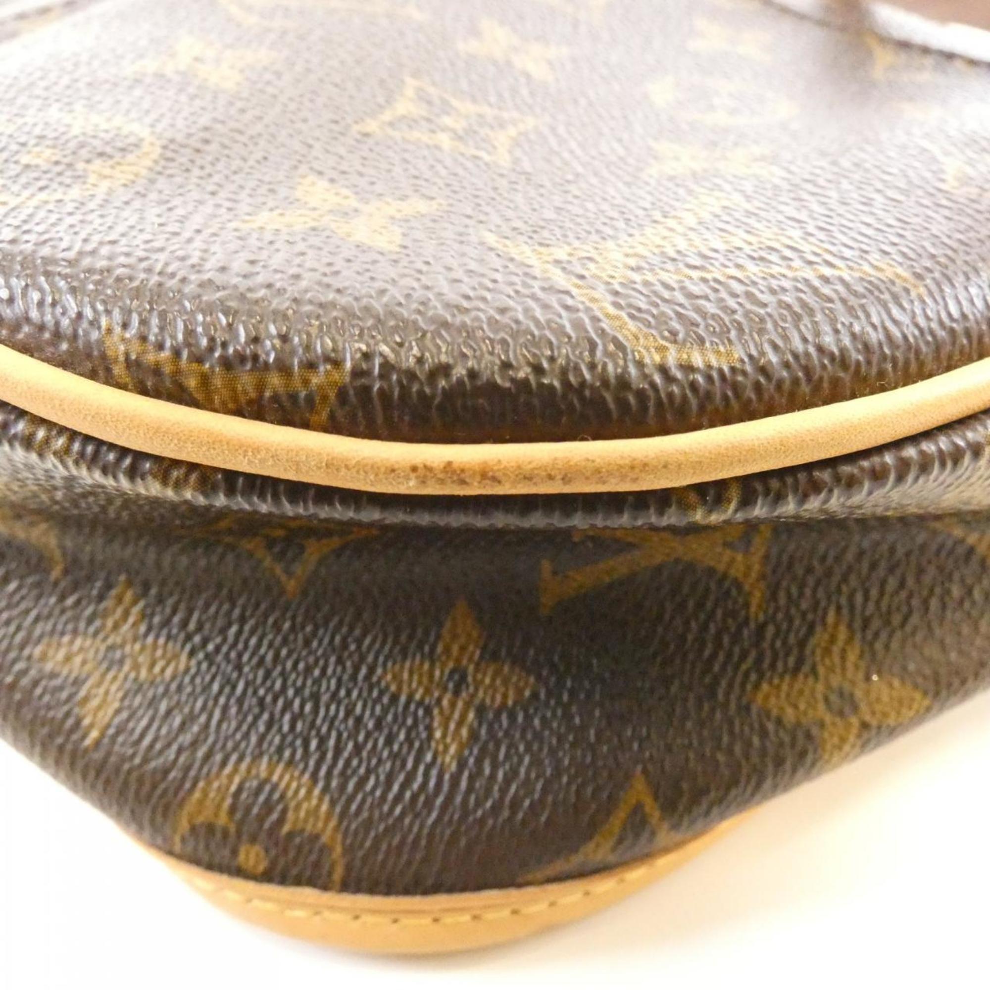 Louis Vuitton Marron Coated Canvas Shoulder Bag (Pre-Owned)