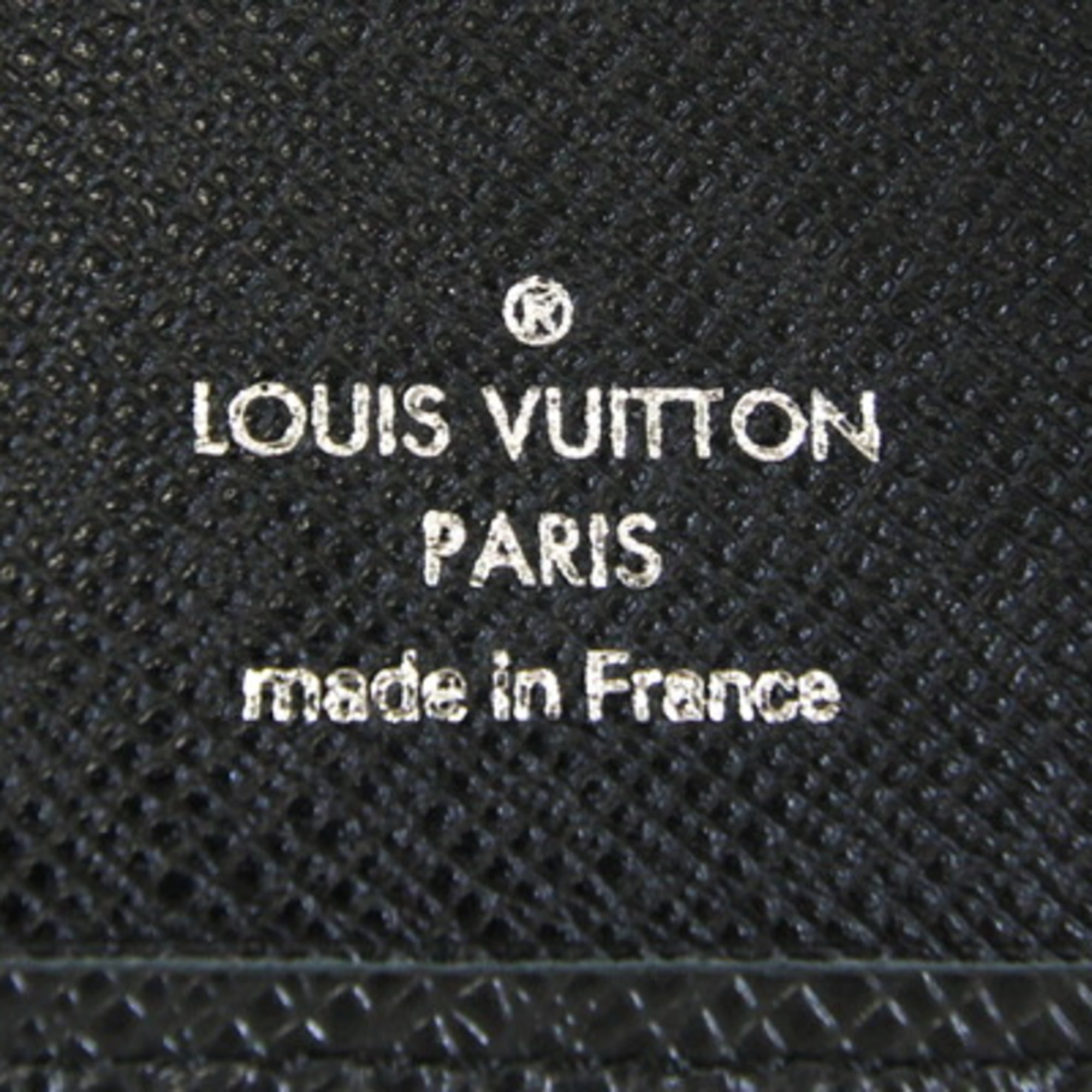 Louis Vuitton Noir Taiga Leather Leather Bill Wallet (Bi-Fold) (Pre-Owned)