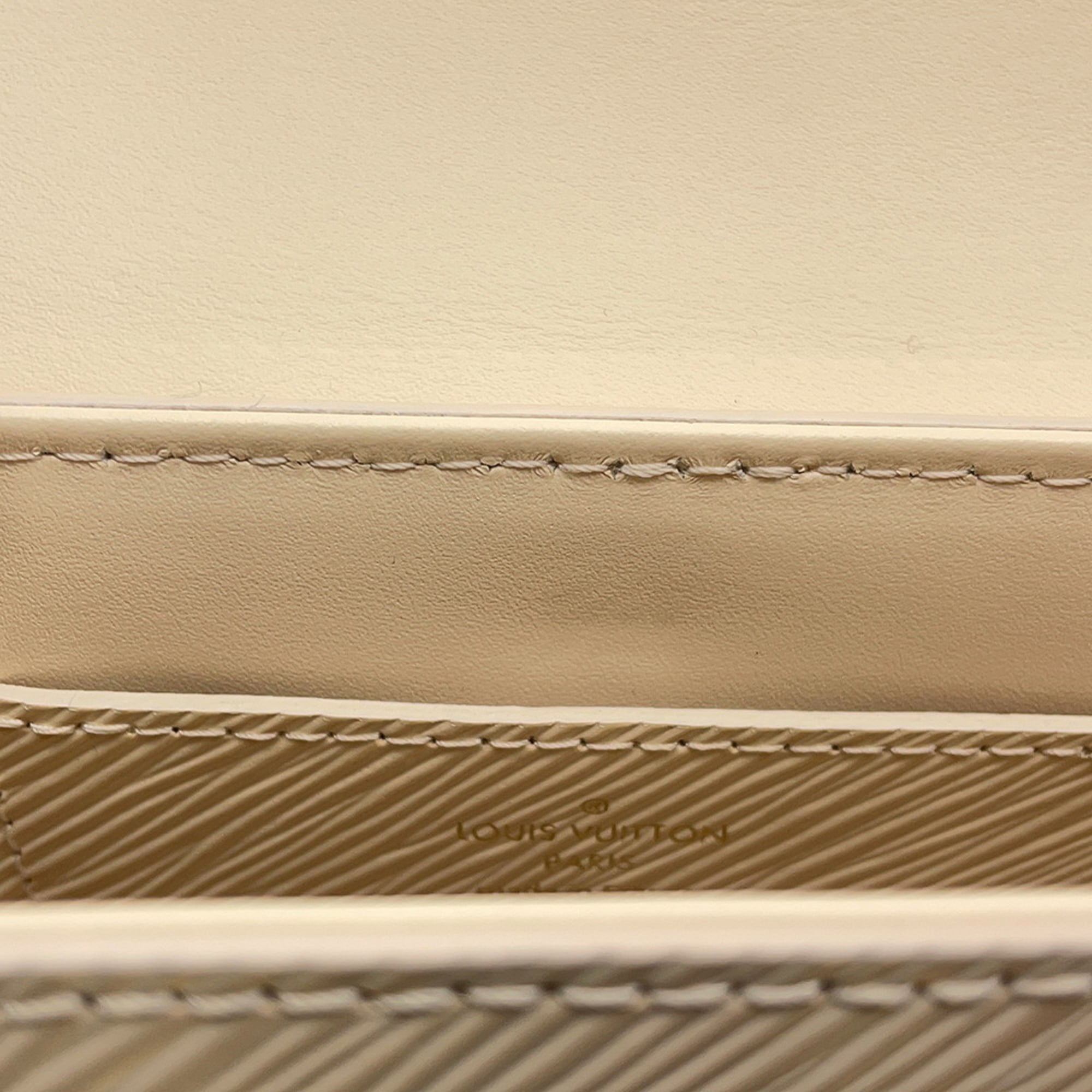 Louis Vuitton White Exotic Leather Handbag (Pre-Owned)