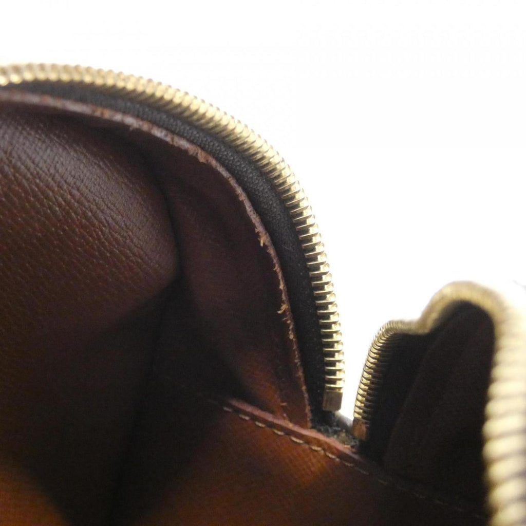 Louis Vuitton Marron Coated Canvas Shoulder Bag (Pre-Owned)