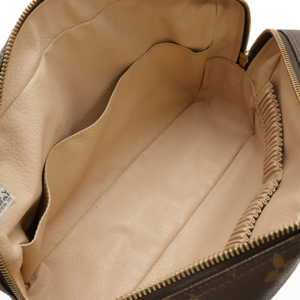 Louis Vuitton Brown Monogram Monogram Clutch Bag Pouch (Pre-Owned)