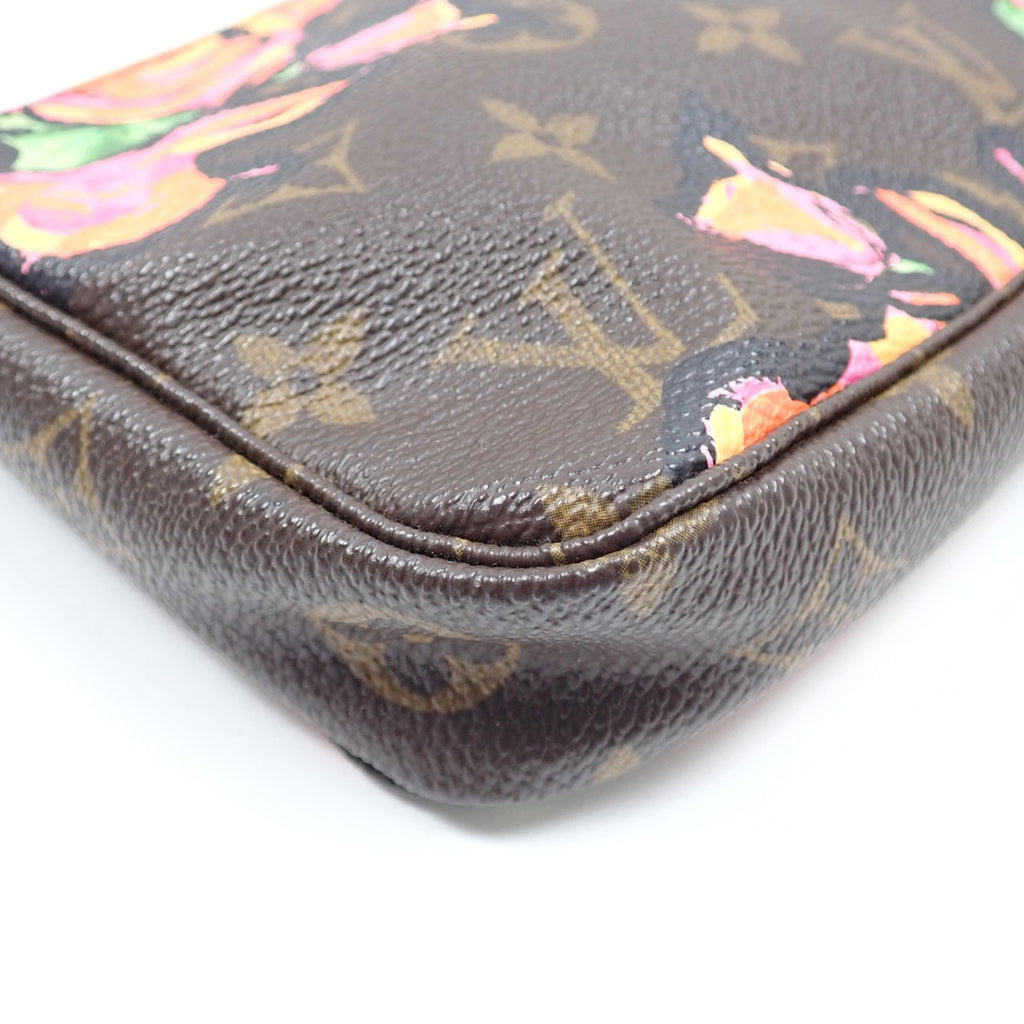Pochette Accessoires Limited Edition Monogram Roses