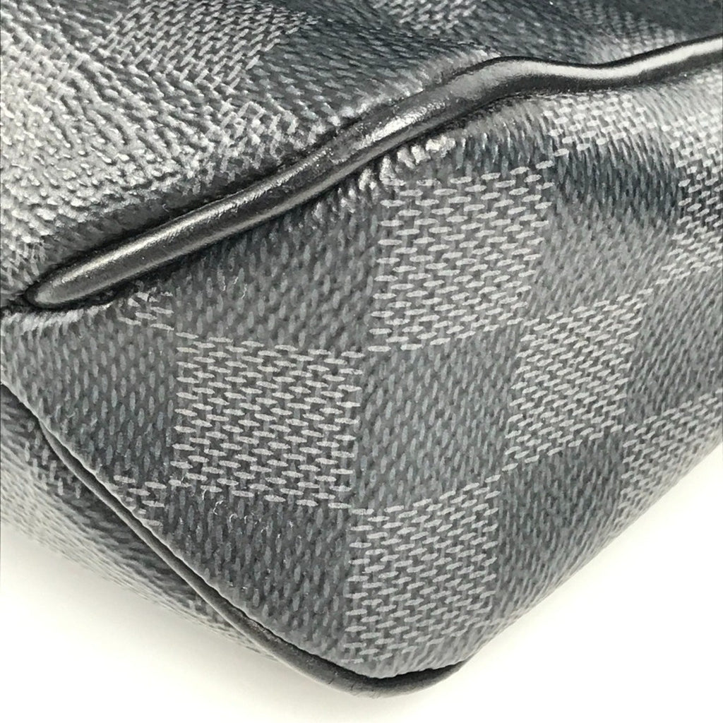 Louis Vuitton Black Blue Damier Graphite Messenger Bag Shoulder Bag (Pre-Owned)