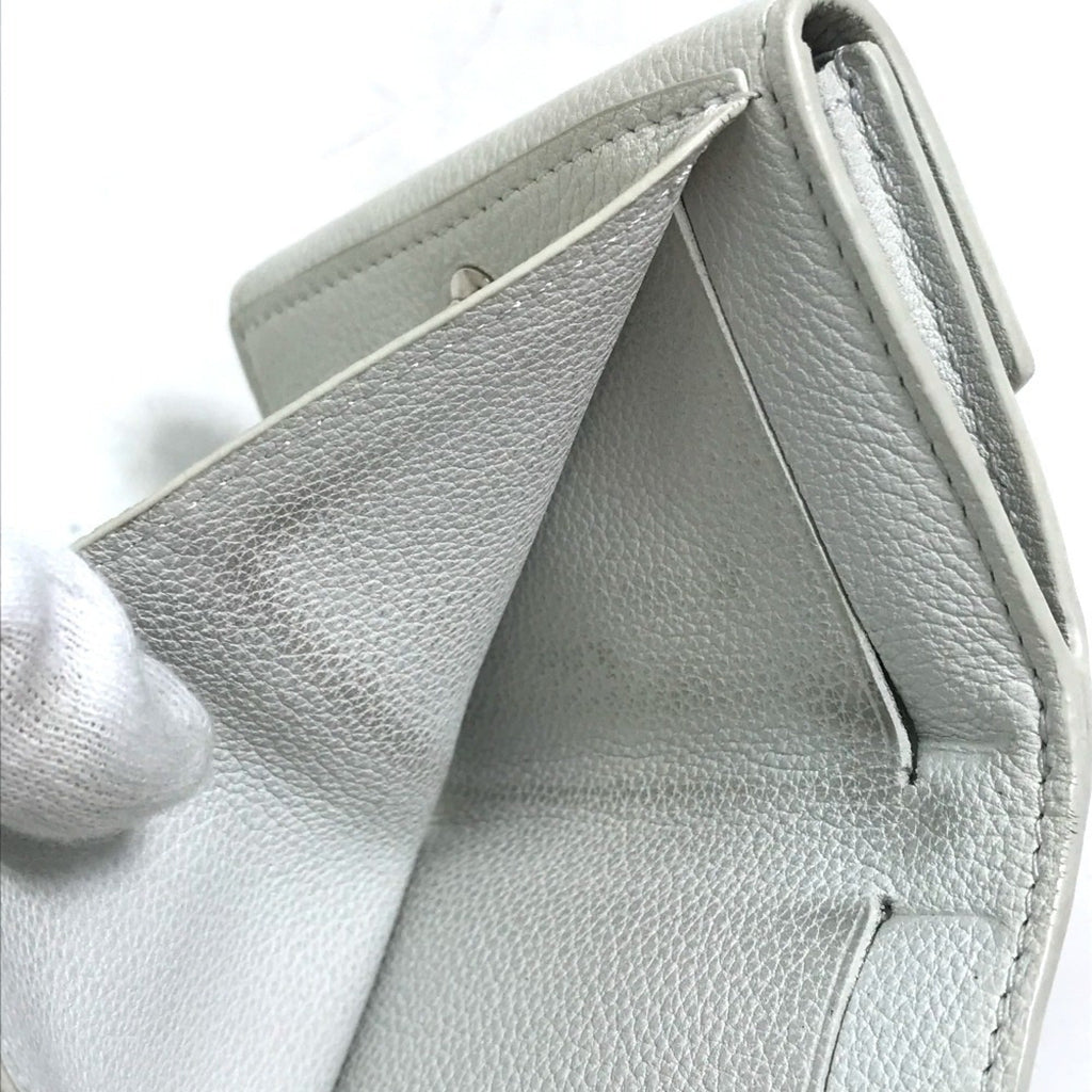 Louis Vuitton White Leather Wallet (Tri-Fold) (Pre-Owned)
