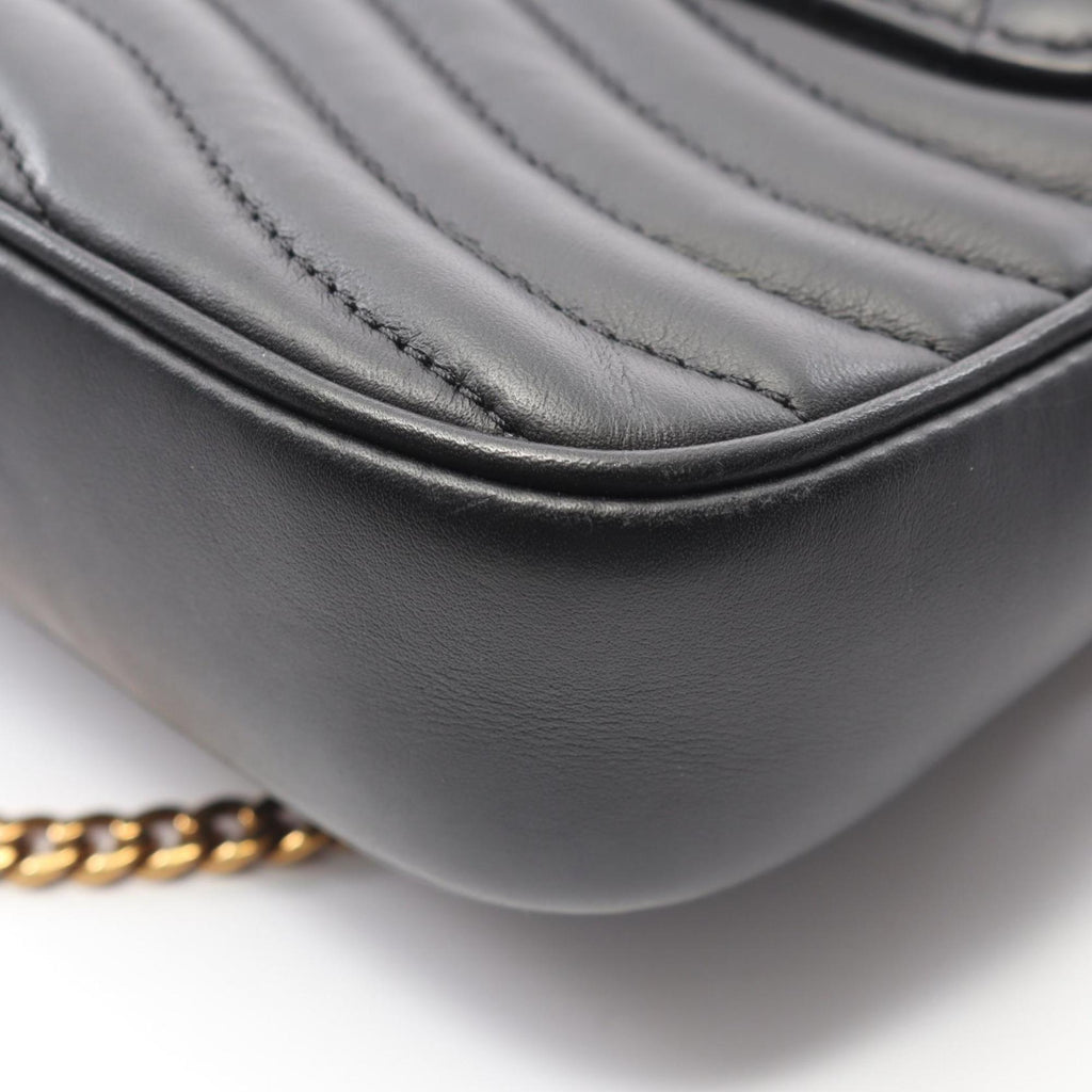 Louis Vuitton Black Leather Pochette Shoulder Bag (Pre-Owned)