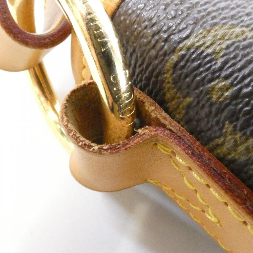 Louis Vuitton Marron Coated Canvas Shoulder Bag (Pre-Owned)